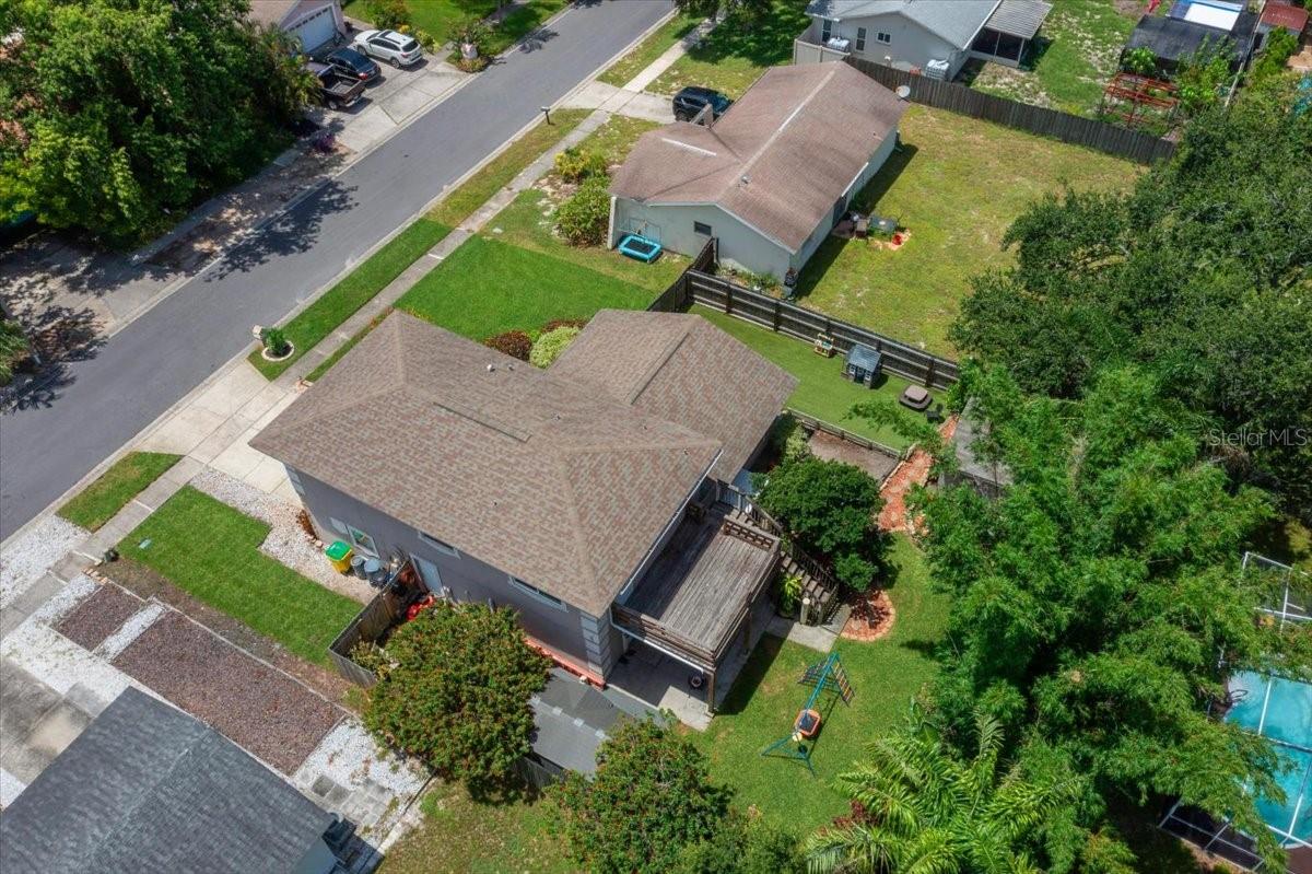 Image 8 of 69 For 2589 Knoll Street W