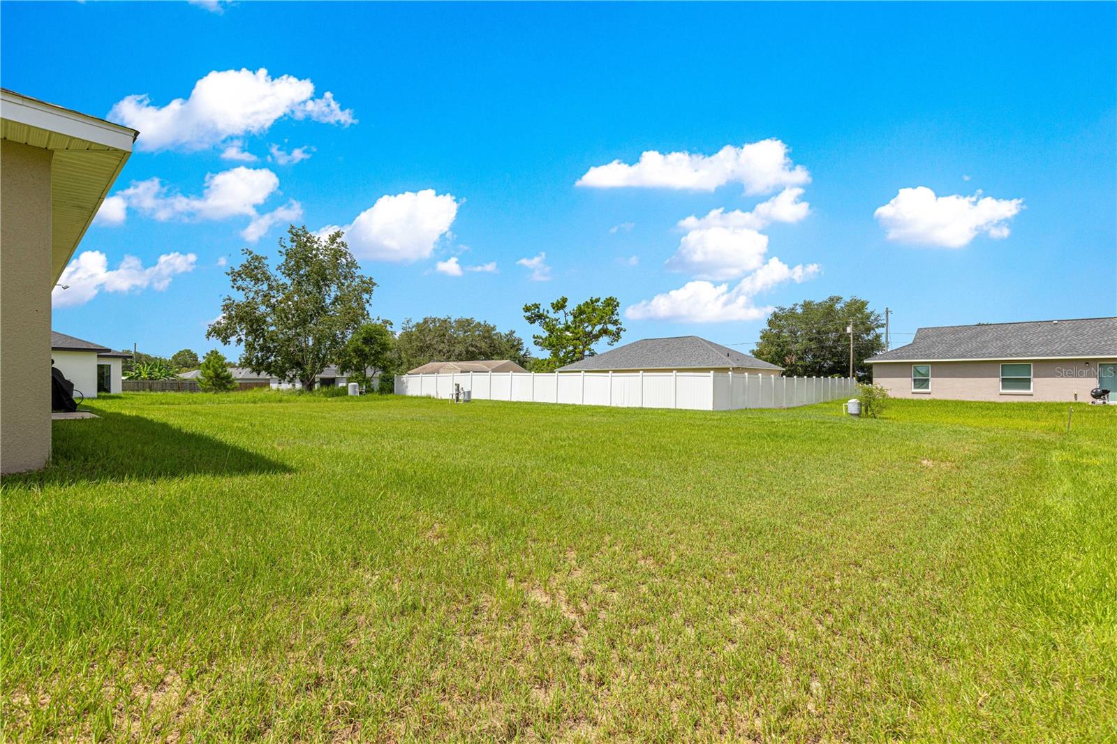 Image 26 of 41 For 9723 Bahia Road