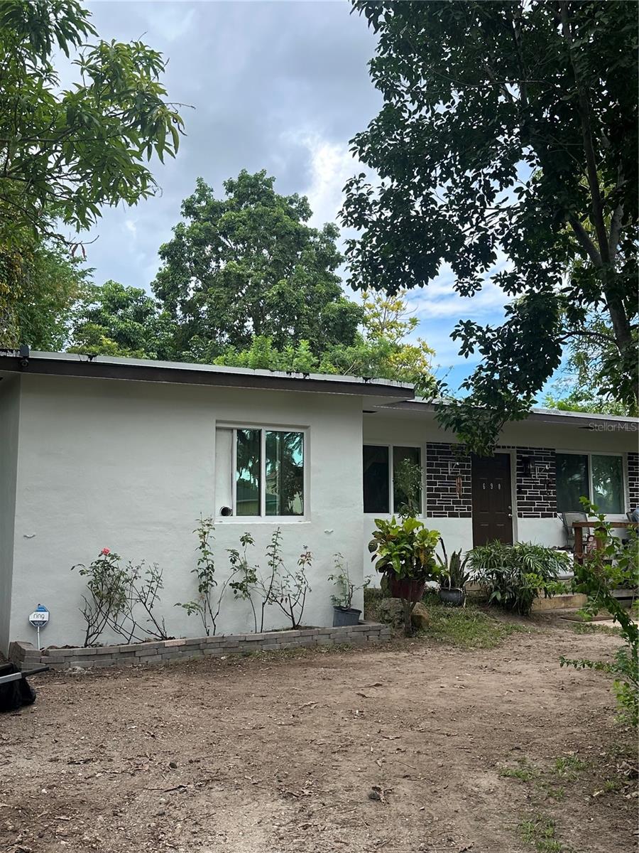Image 2 of 8 For 690 1st Street