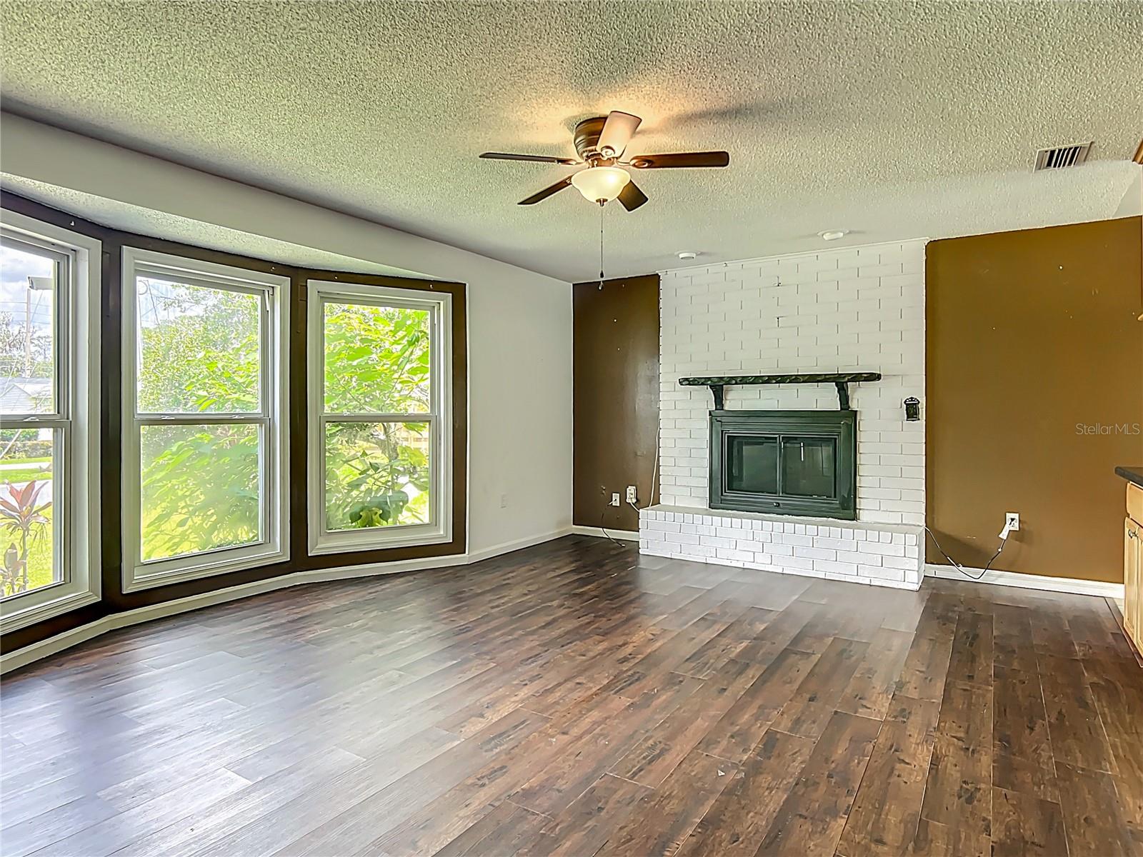 Image 14 of 63 For 1535 37th Avenue
