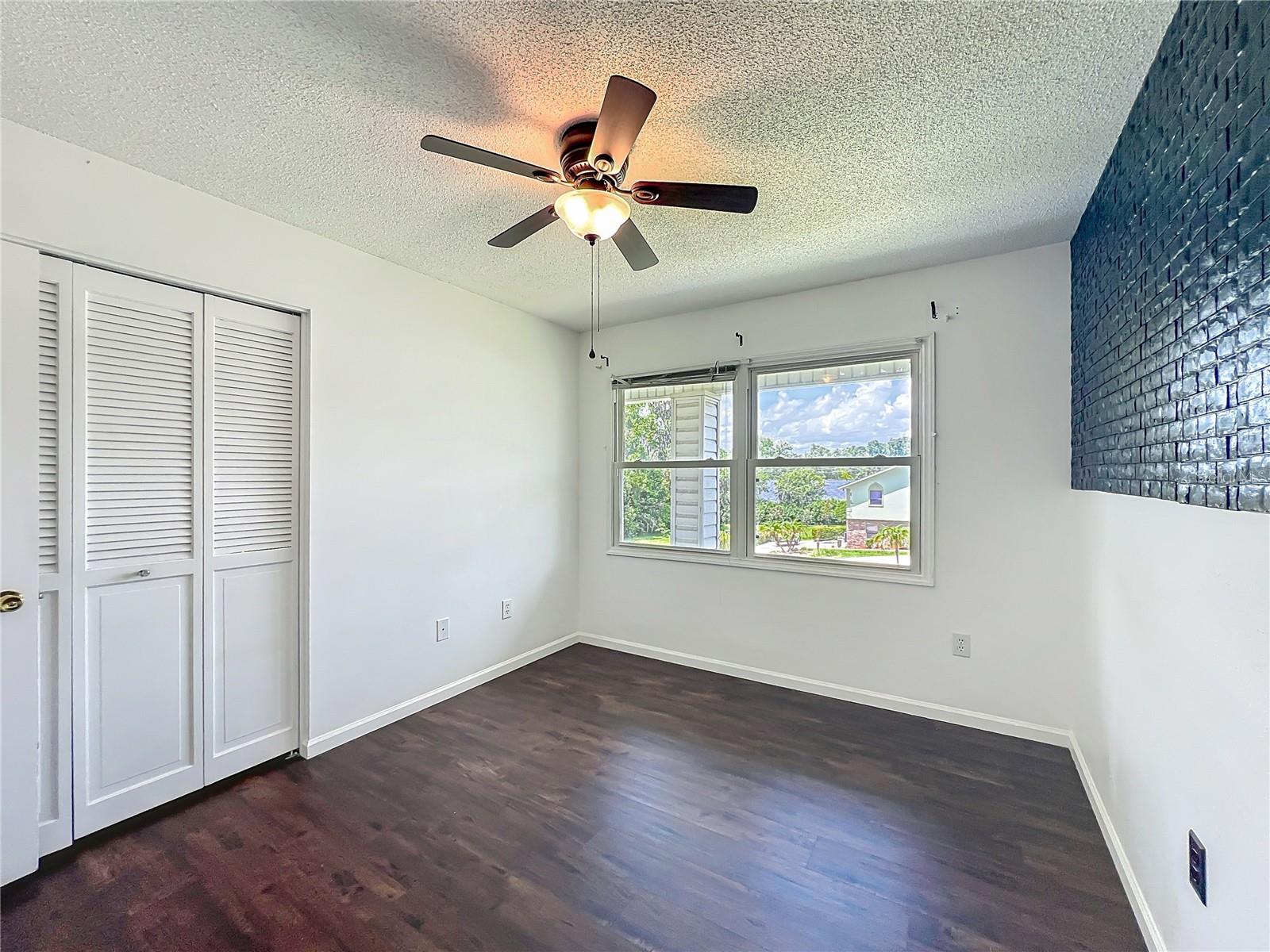 Image 37 of 63 For 1535 37th Avenue