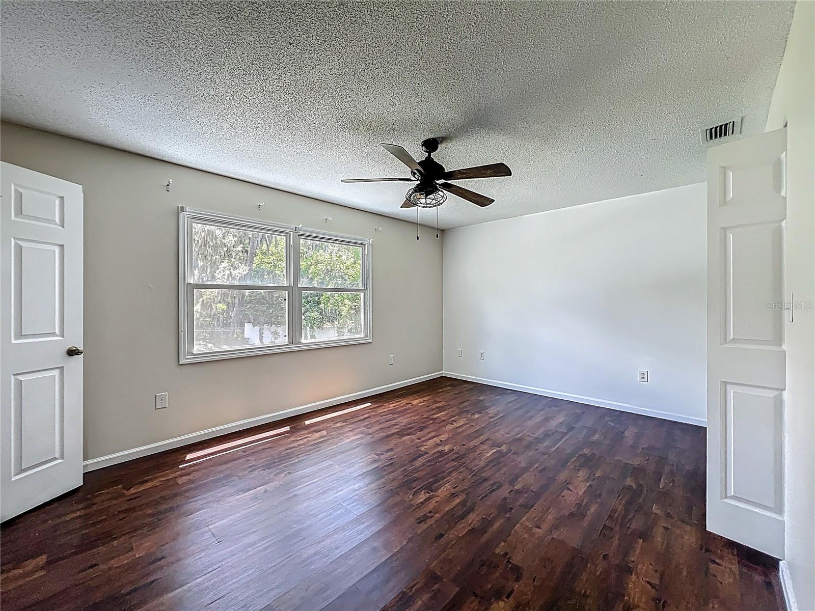 Image 39 of 63 For 1535 37th Avenue