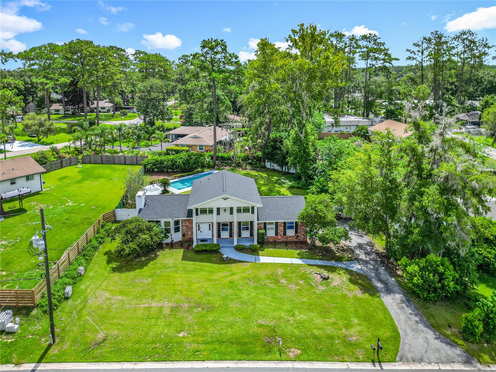 Image 4 of 63 For 1535 37th Avenue