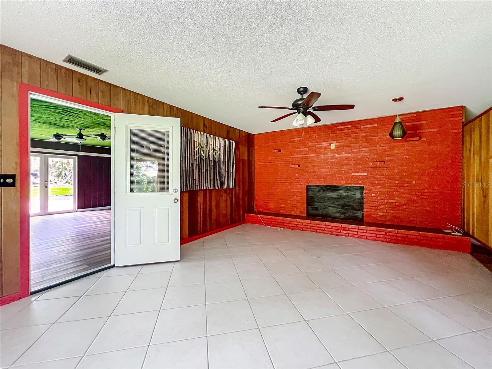 Image 10 of 54 For 4211 6th Avenue