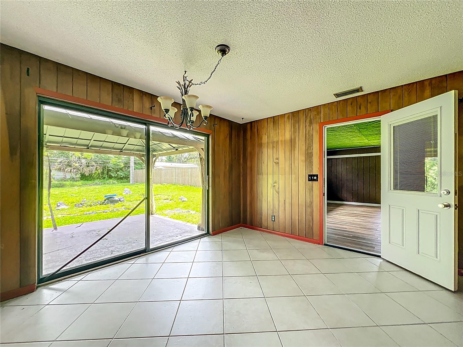 Image 11 of 54 For 4211 6th Avenue