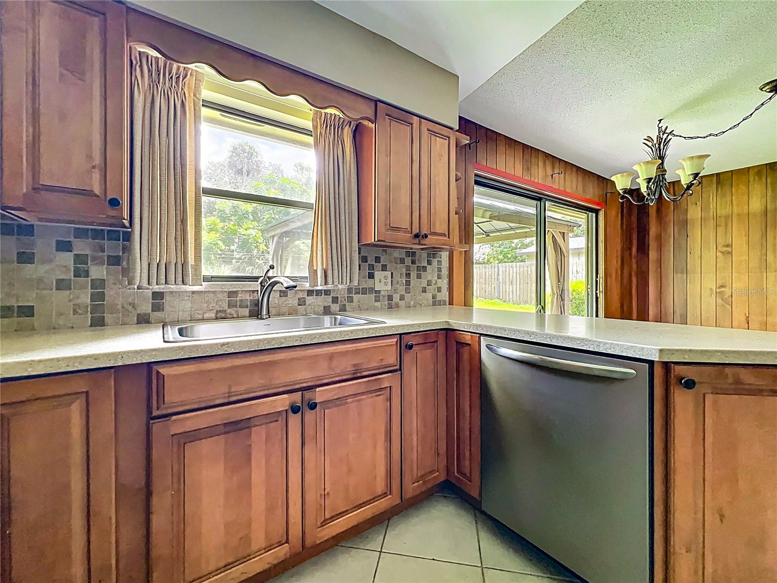 Image 13 of 54 For 4211 6th Avenue