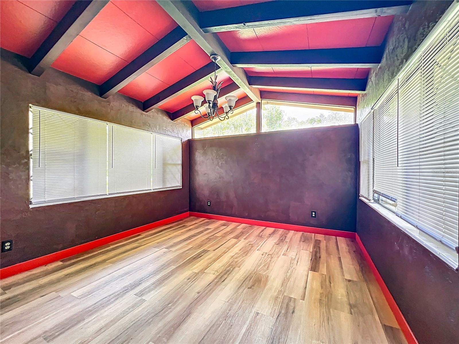 Image 15 of 54 For 4211 6th Avenue