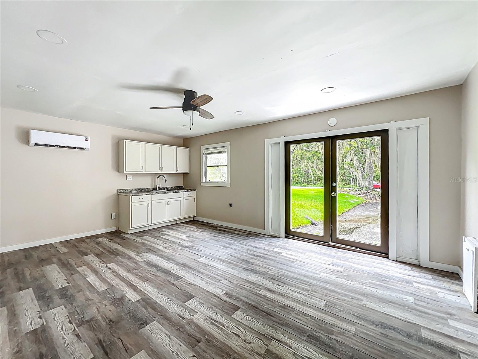 Image 36 of 54 For 4211 6th Avenue
