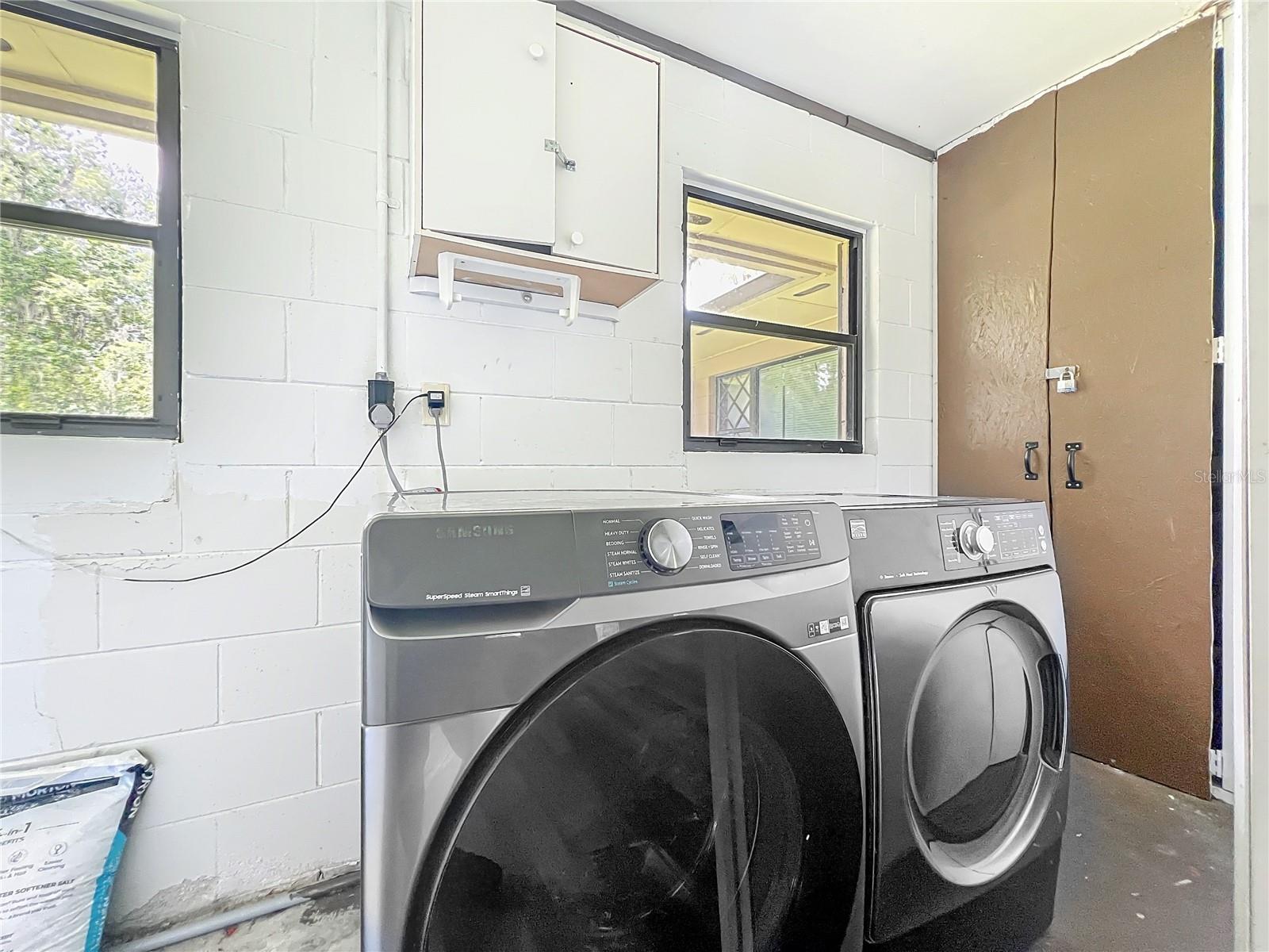Image 41 of 54 For 4211 6th Avenue