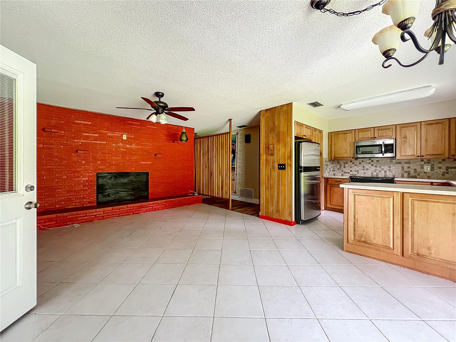 Image 9 of 54 For 4211 6th Avenue