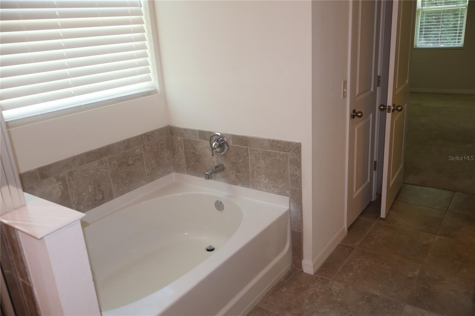 Image 19 of 40 For 5033 56th Street