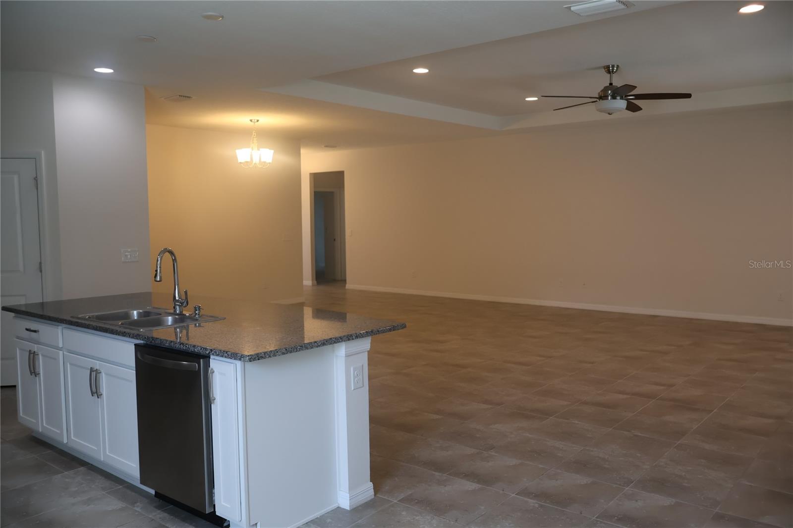 Image 5 of 40 For 5033 56th Street
