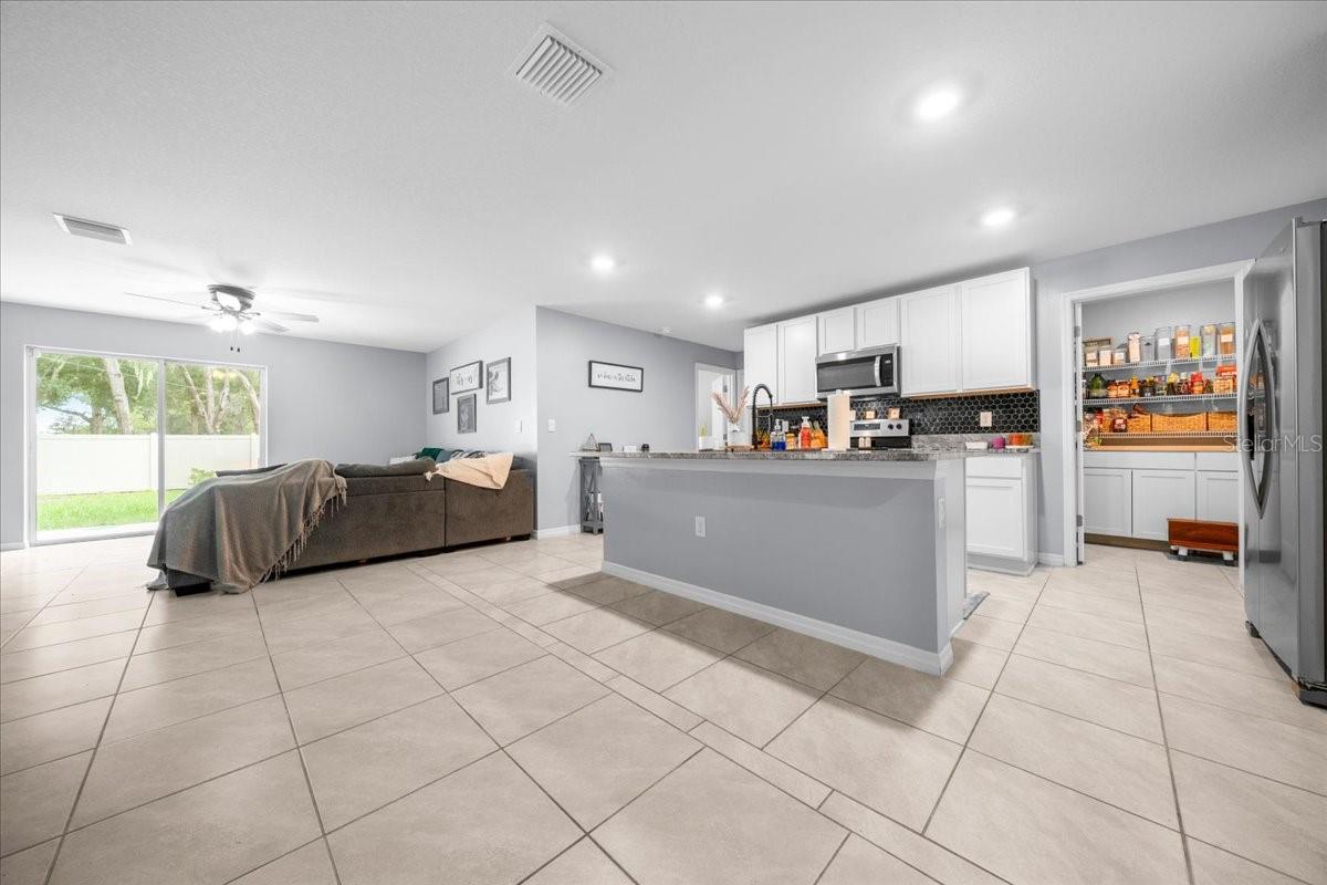 Image 11 of 45 For 6401 4th Lane