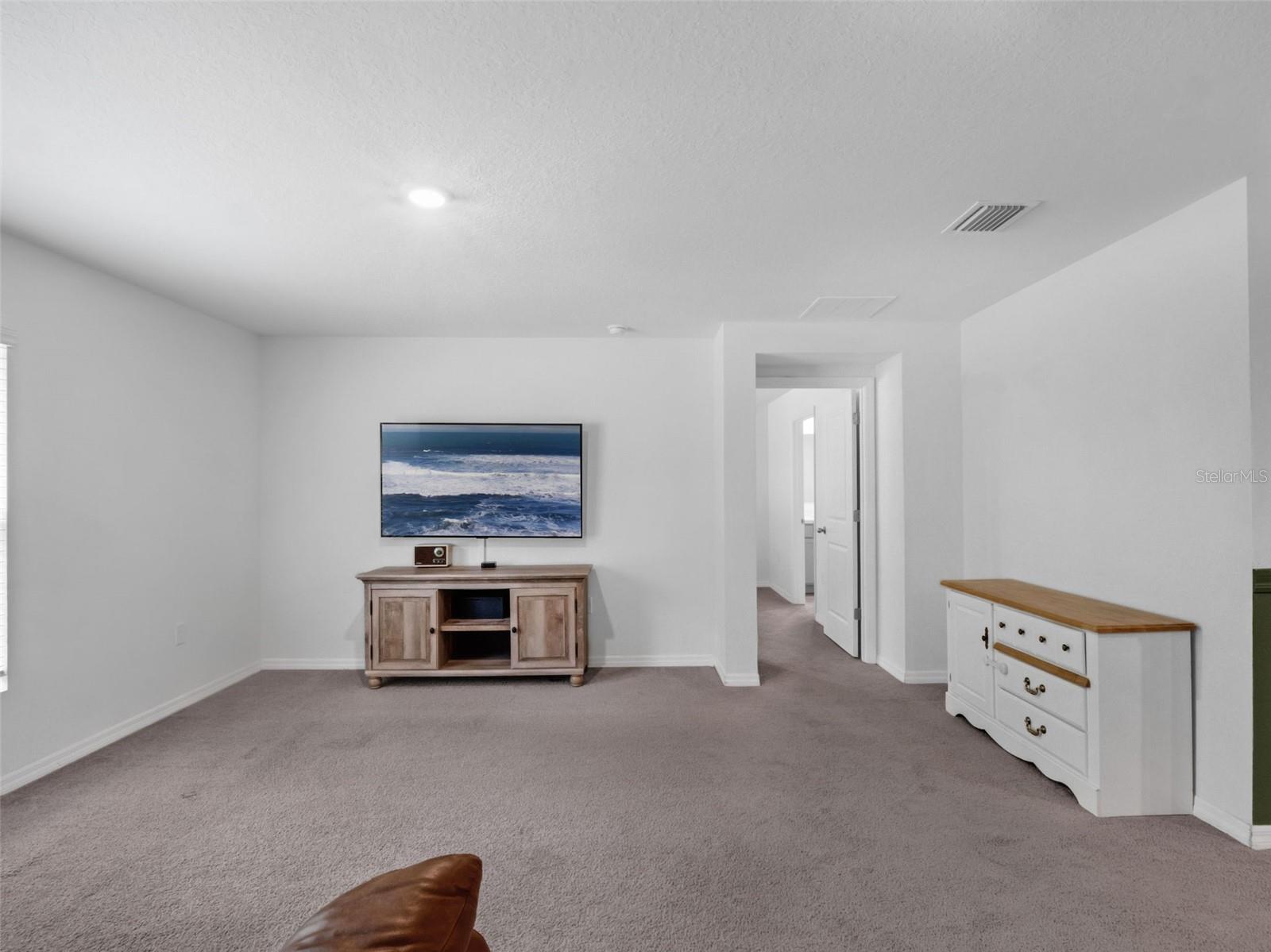 Image 10 of 33 For 6545 4th Lane