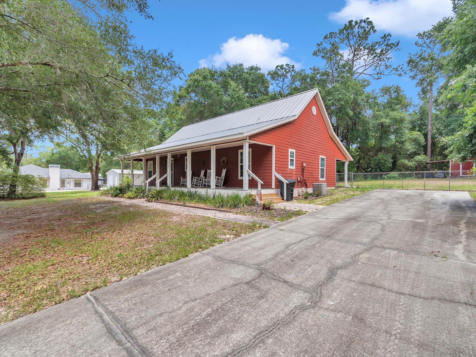 Image 5 of 49 For 23608 124th Place Road