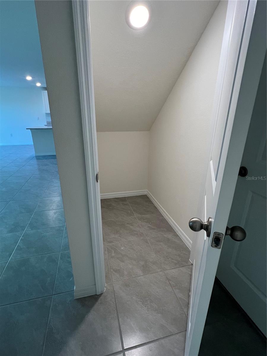 Image 17 of 39 For 8884 49th Circle