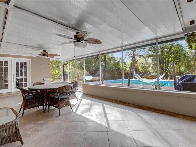 Listing photo id 6 for 126 41st Avenue