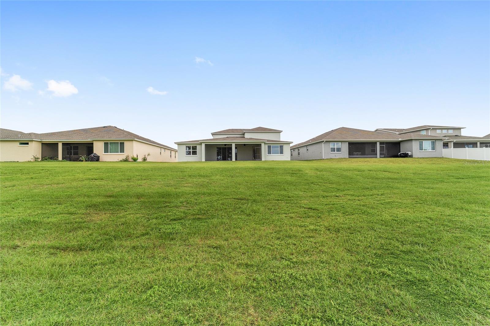 Listing photo id 57 for 7067 60th Lane