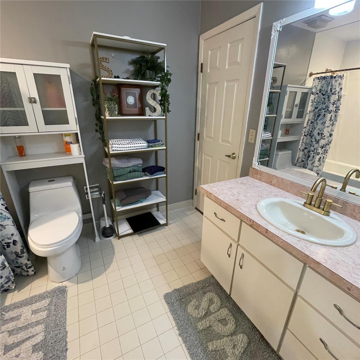 Image 11 of 21 For 3928 14th Place