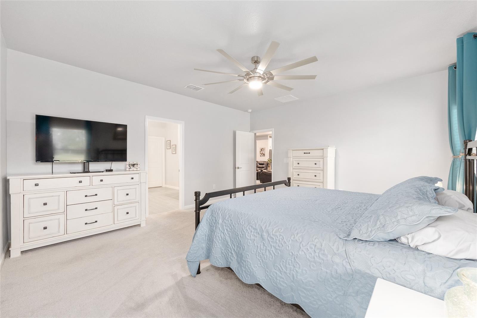 Listing photo id 19 for 7834 194th Court