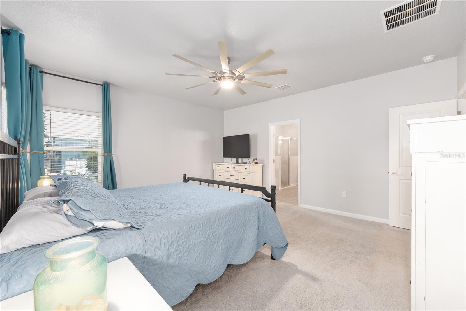 Listing photo id 20 for 7834 194th Court