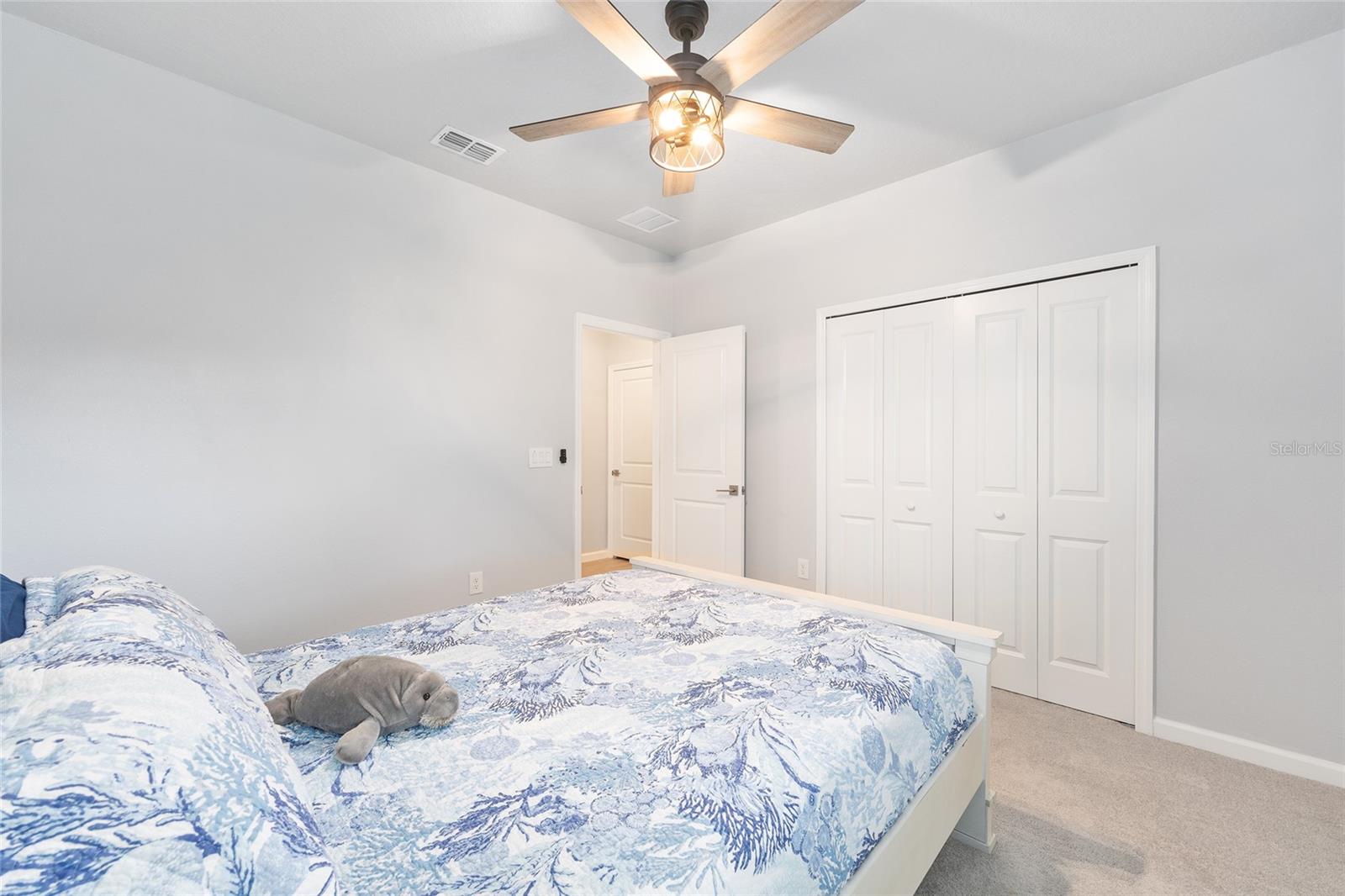 Listing photo id 28 for 7834 194th Court