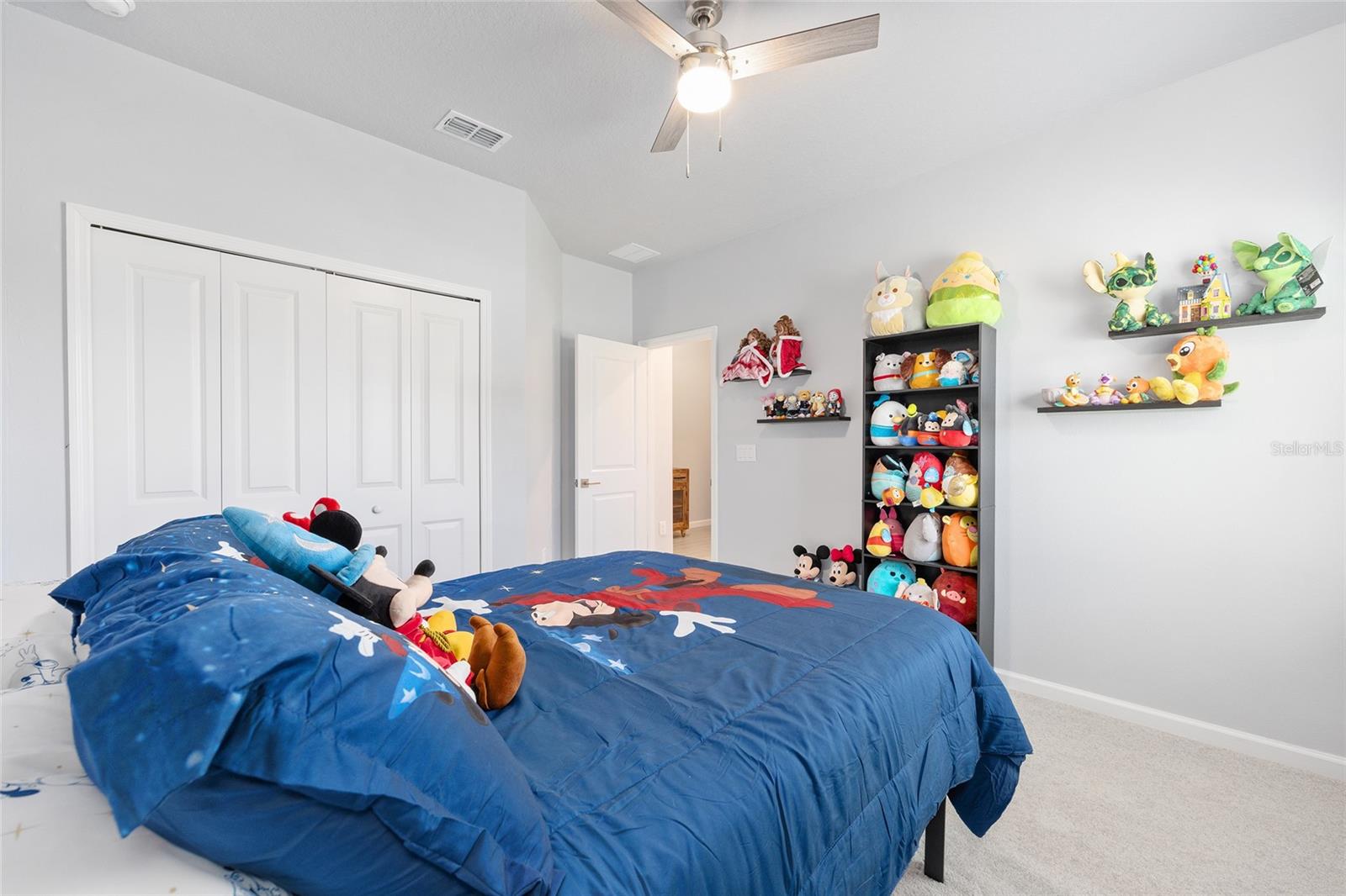 Listing photo id 33 for 7834 194th Court