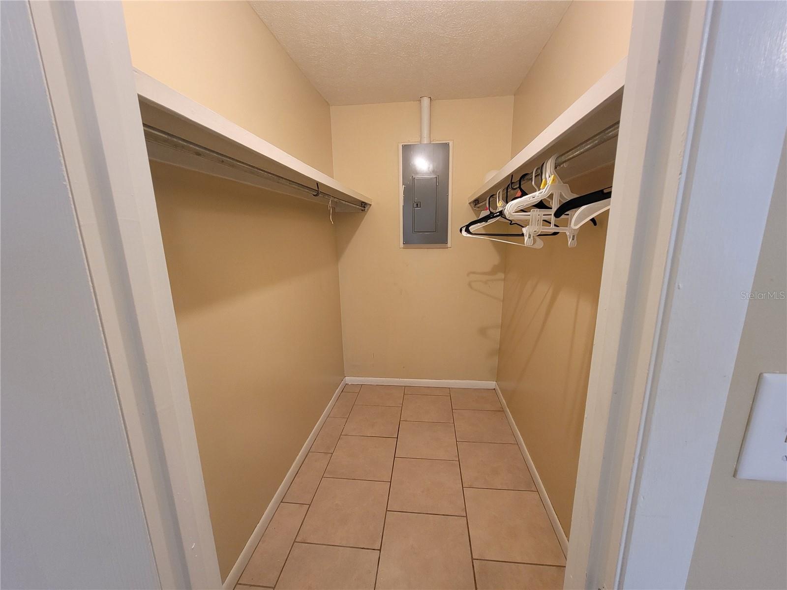 Listing photo id 3 for 16358 Hwy 475