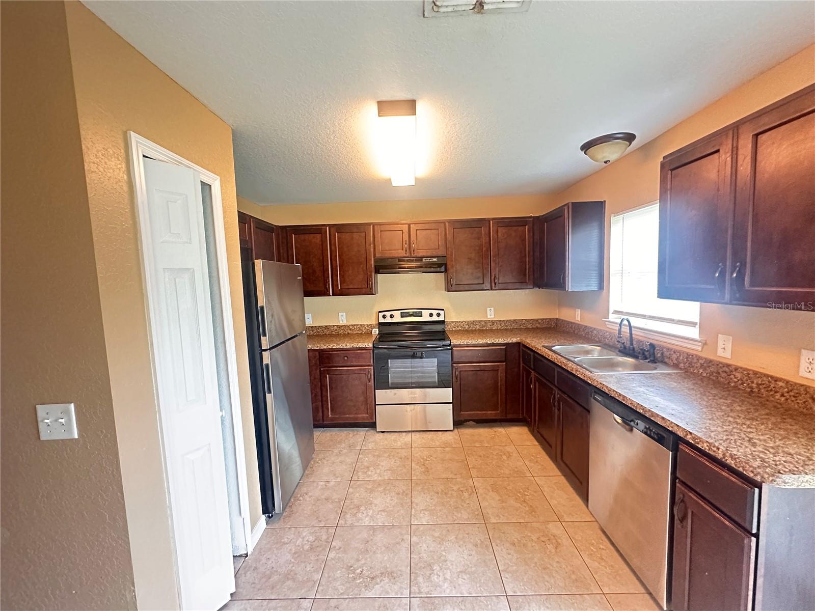 Image 10 of 10 For 489 Marion Oaks Boulevard