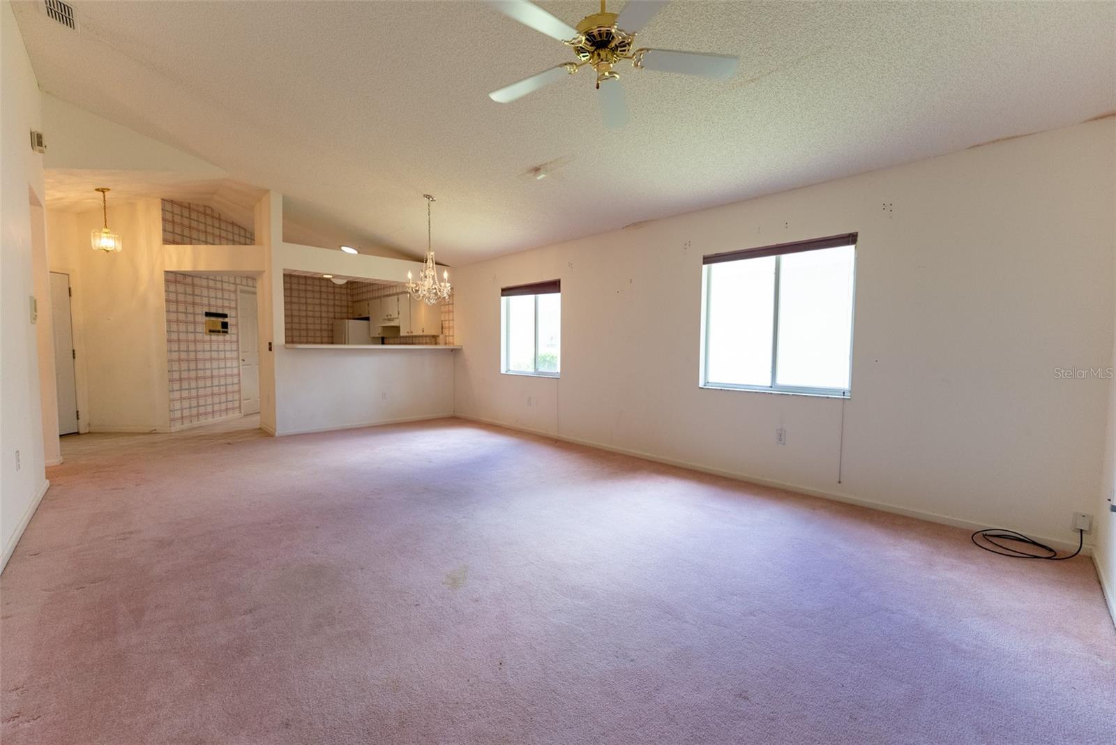 Image 15 of 50 For 1920 50th Circle