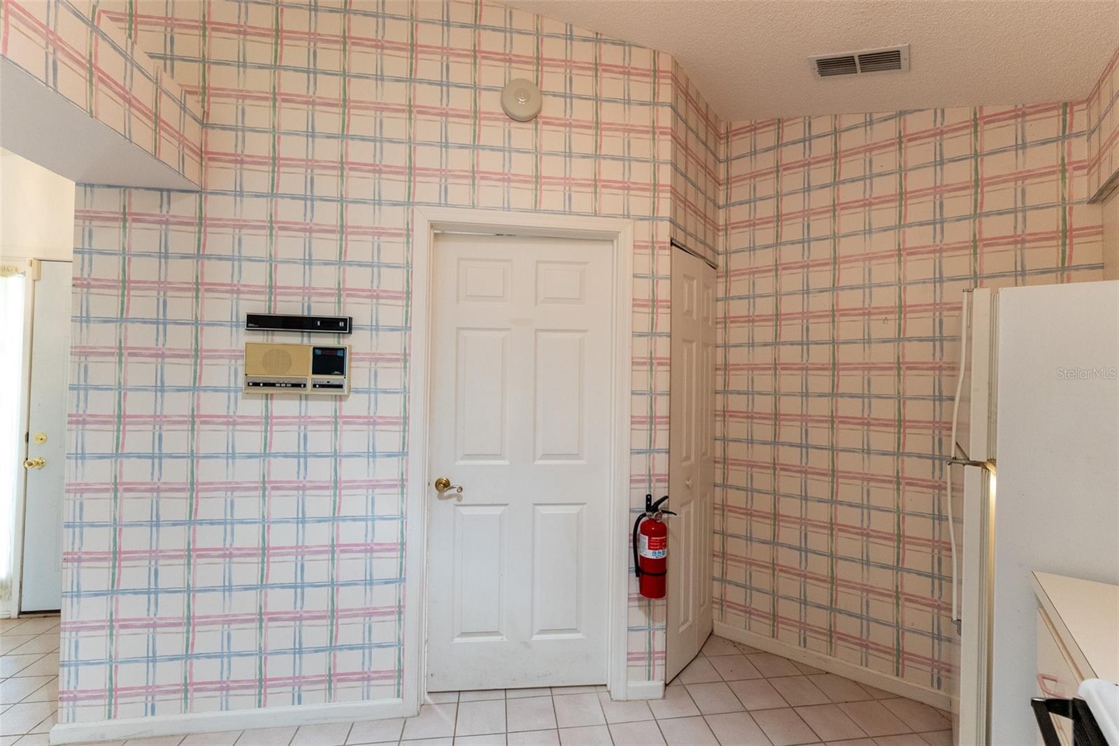 Image 19 of 50 For 1920 50th Circle