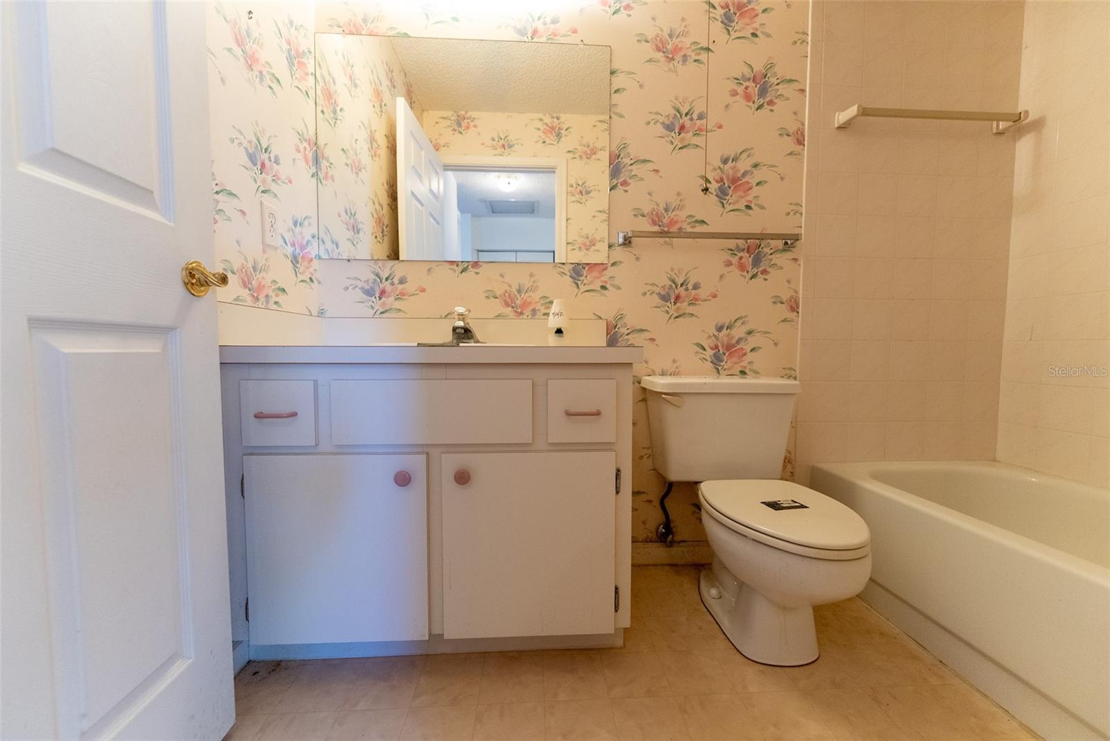 Image 34 of 50 For 1920 50th Circle