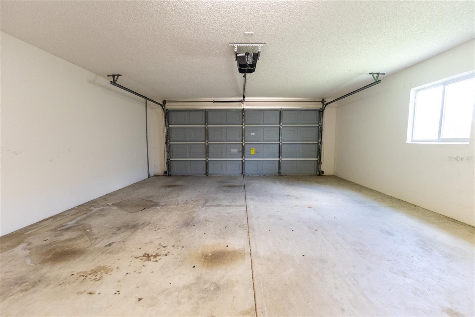 Image 43 of 50 For 1920 50th Circle