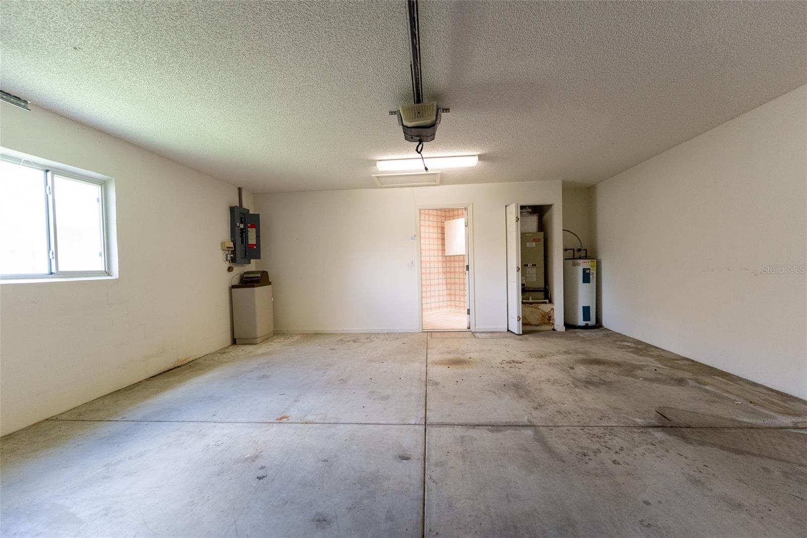 Image 45 of 50 For 1920 50th Circle