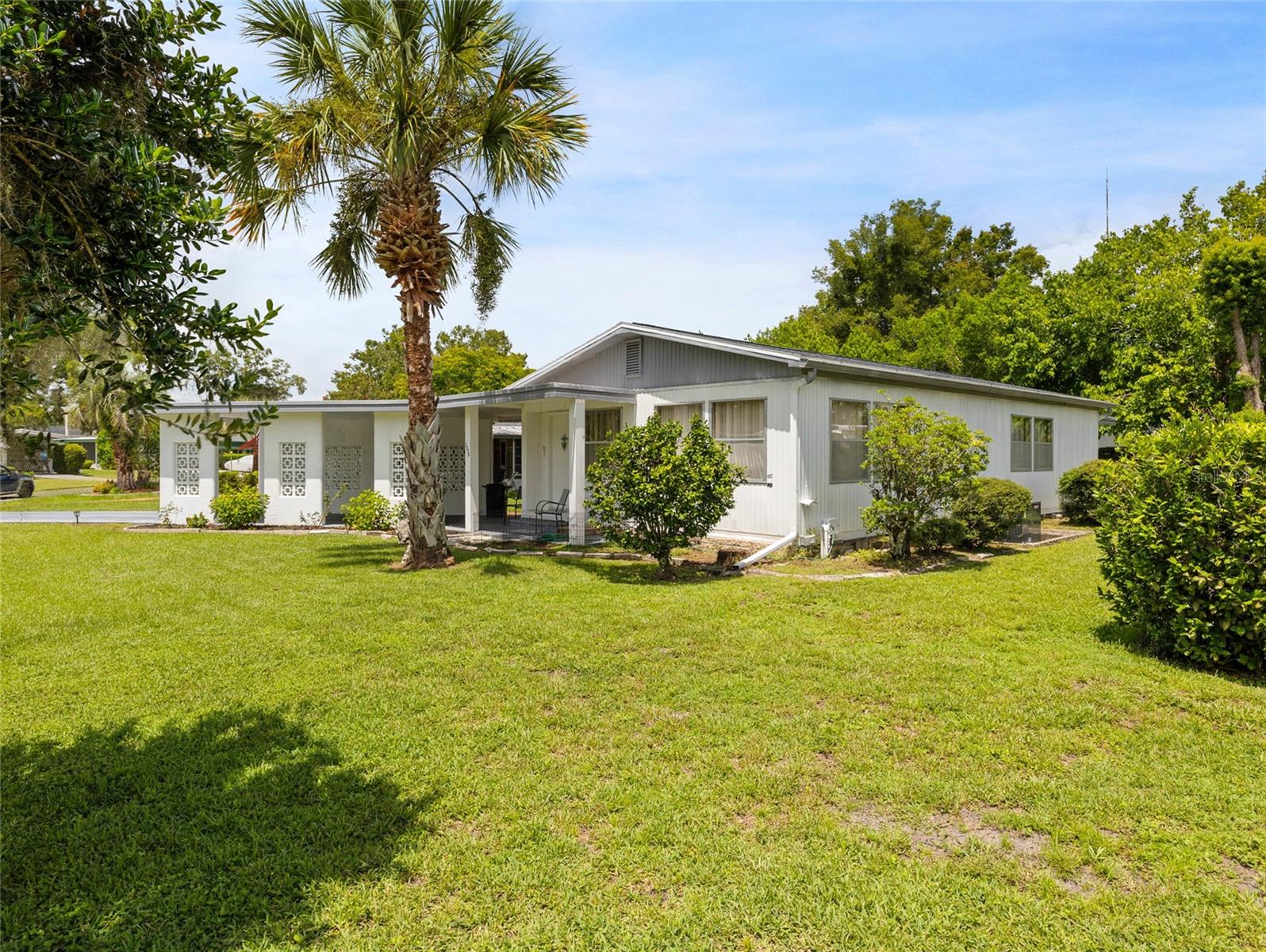 Image 3 of 37 For 3226 39th Avenue