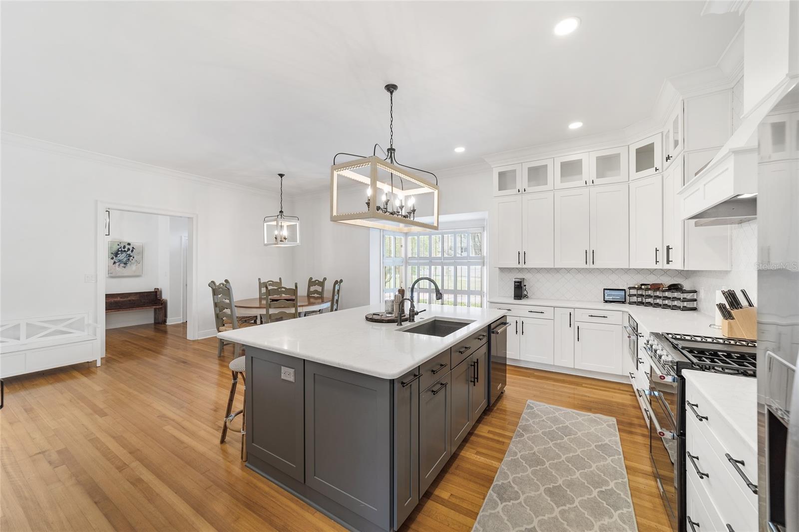 Image 17 of 76 For 1318 8th Street