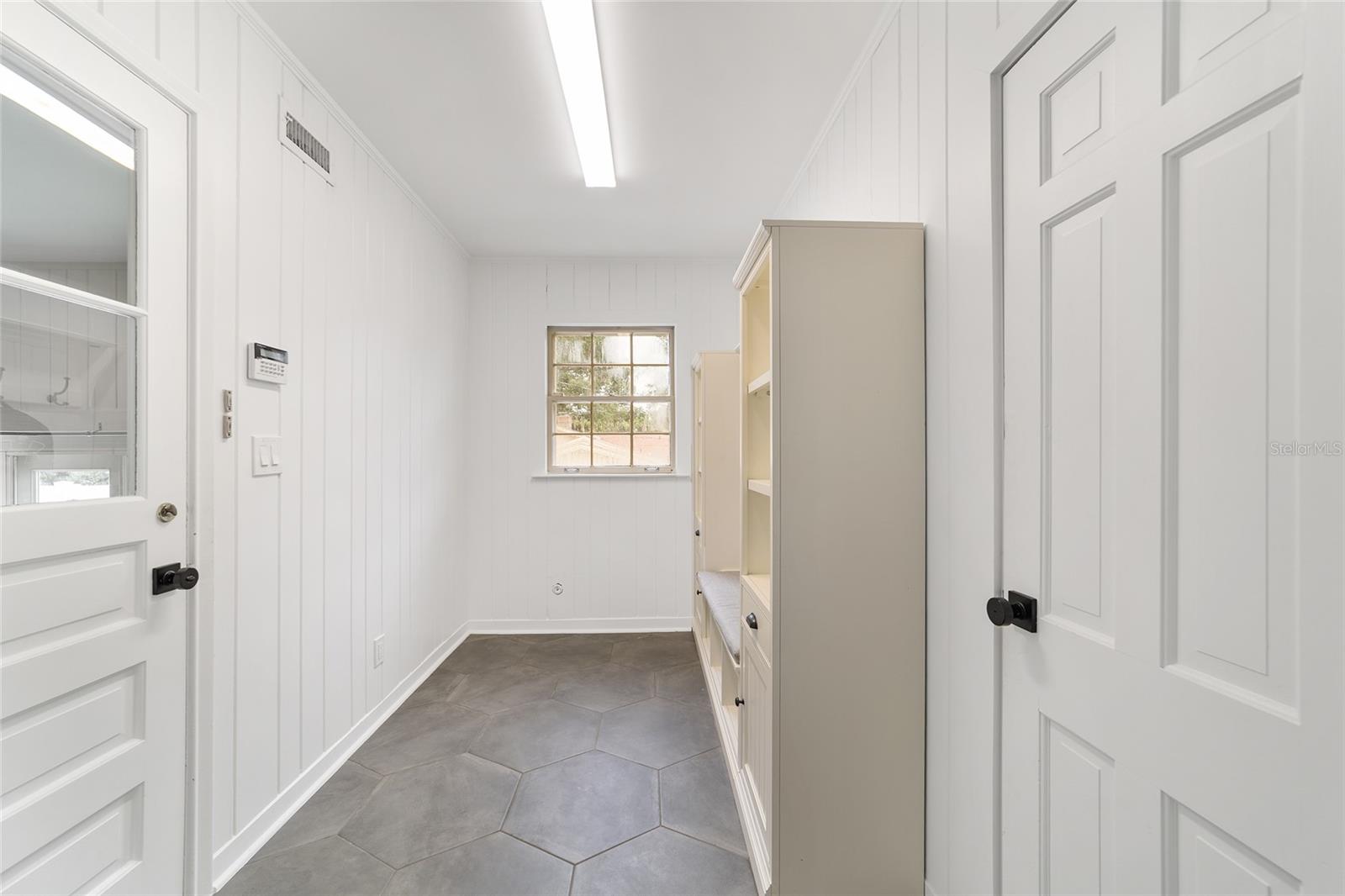 Image 46 of 76 For 1318 8th Street