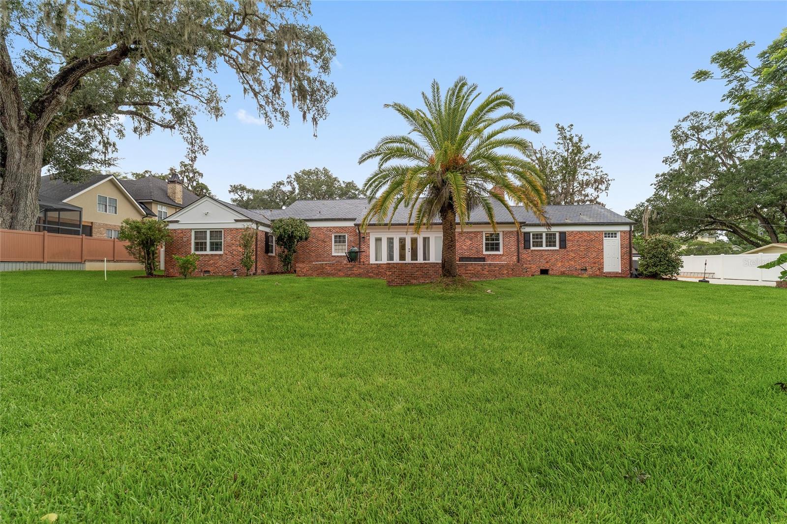 Image 6 of 76 For 1318 8th Street