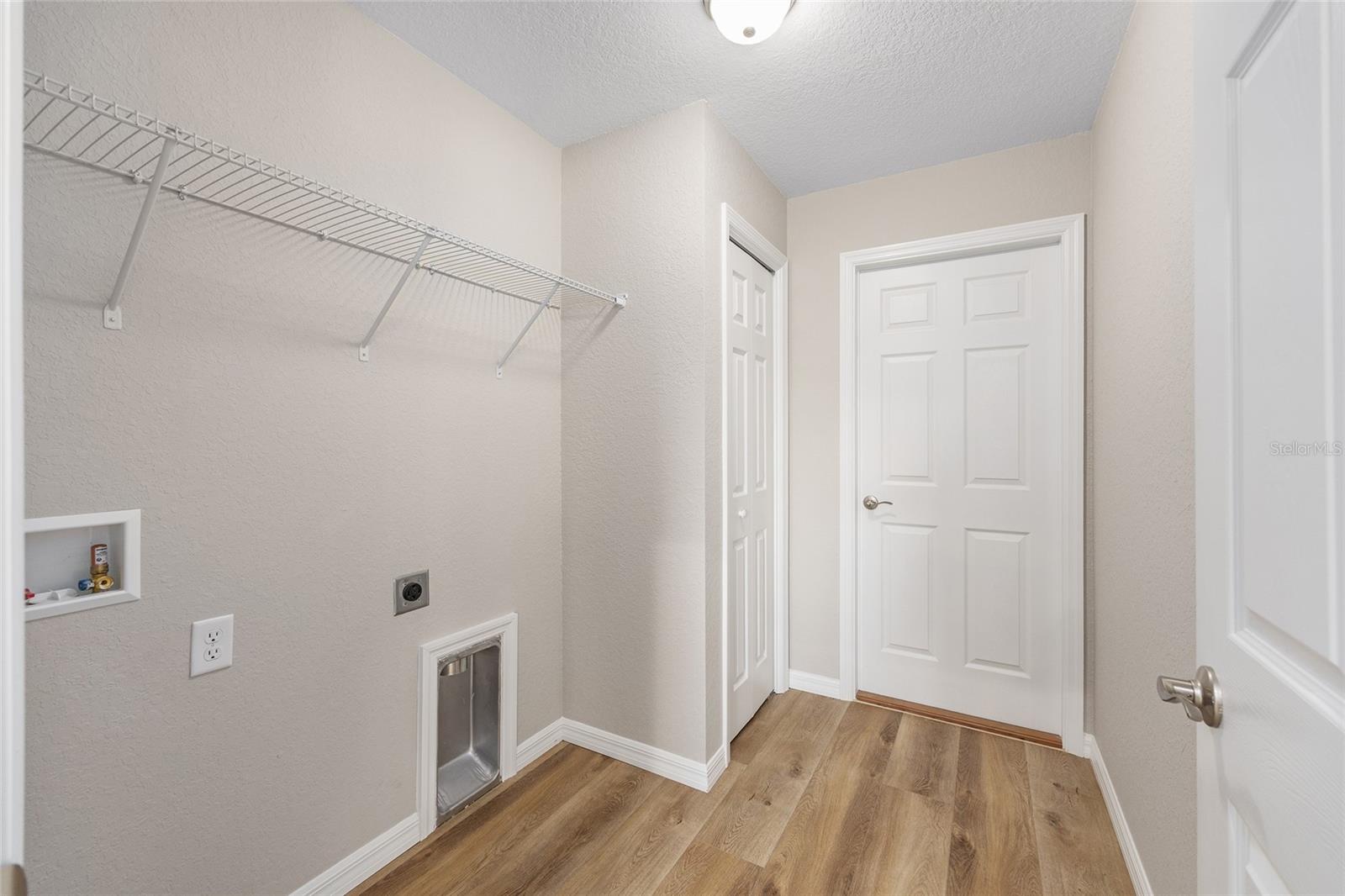 Image 18 of 19 For 17631 112th Lane