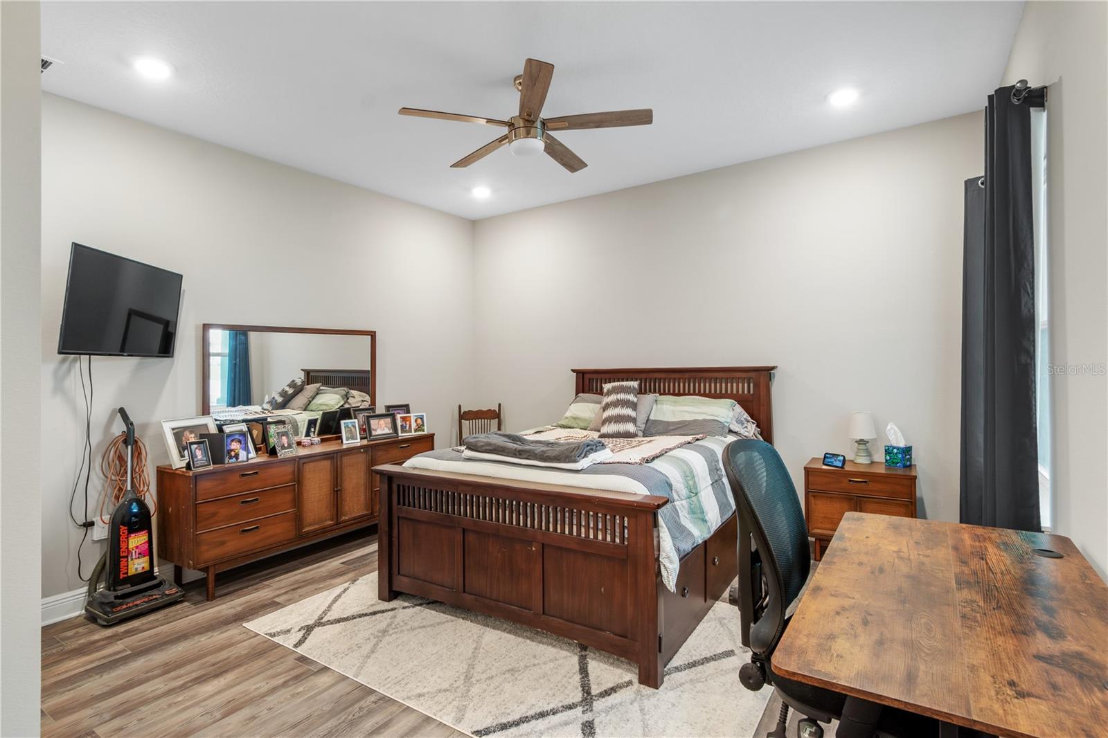 Image 14 of 48 For 8385 98th Terrace Road