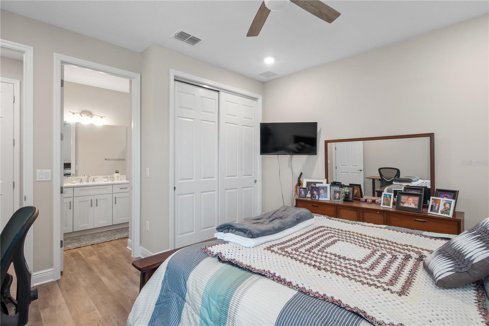 Image 15 of 48 For 8385 98th Terrace Road