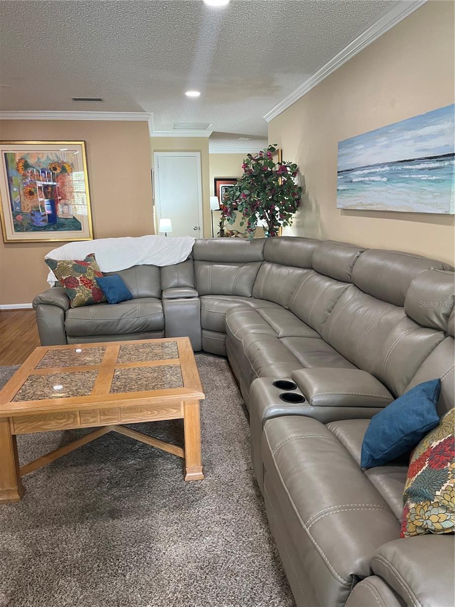 Image 3 of 36 For 8470 92nd Lane E