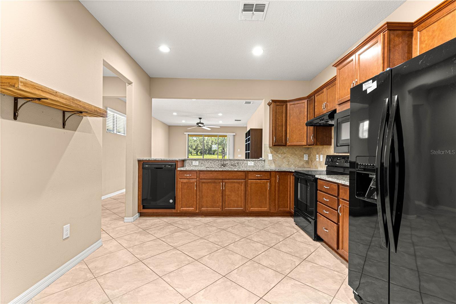 Image 10 of 28 For 9685 63rd Loop