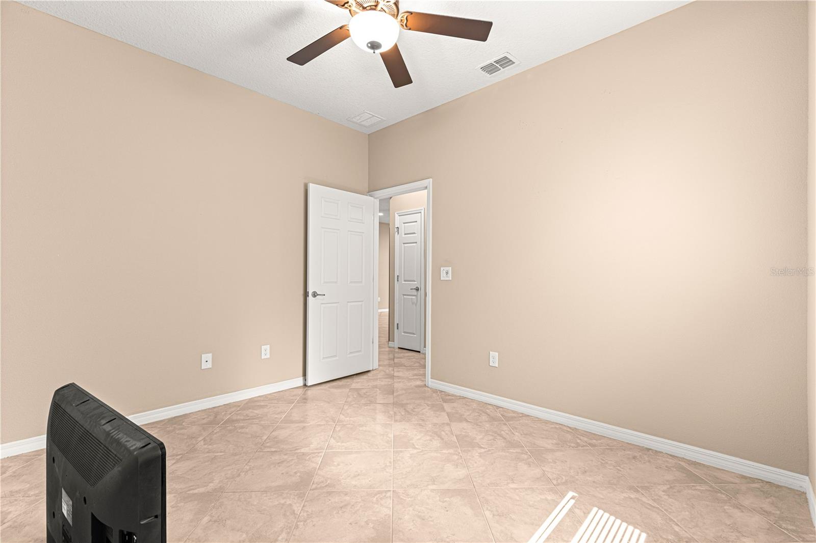 Image 17 of 28 For 9685 63rd Loop