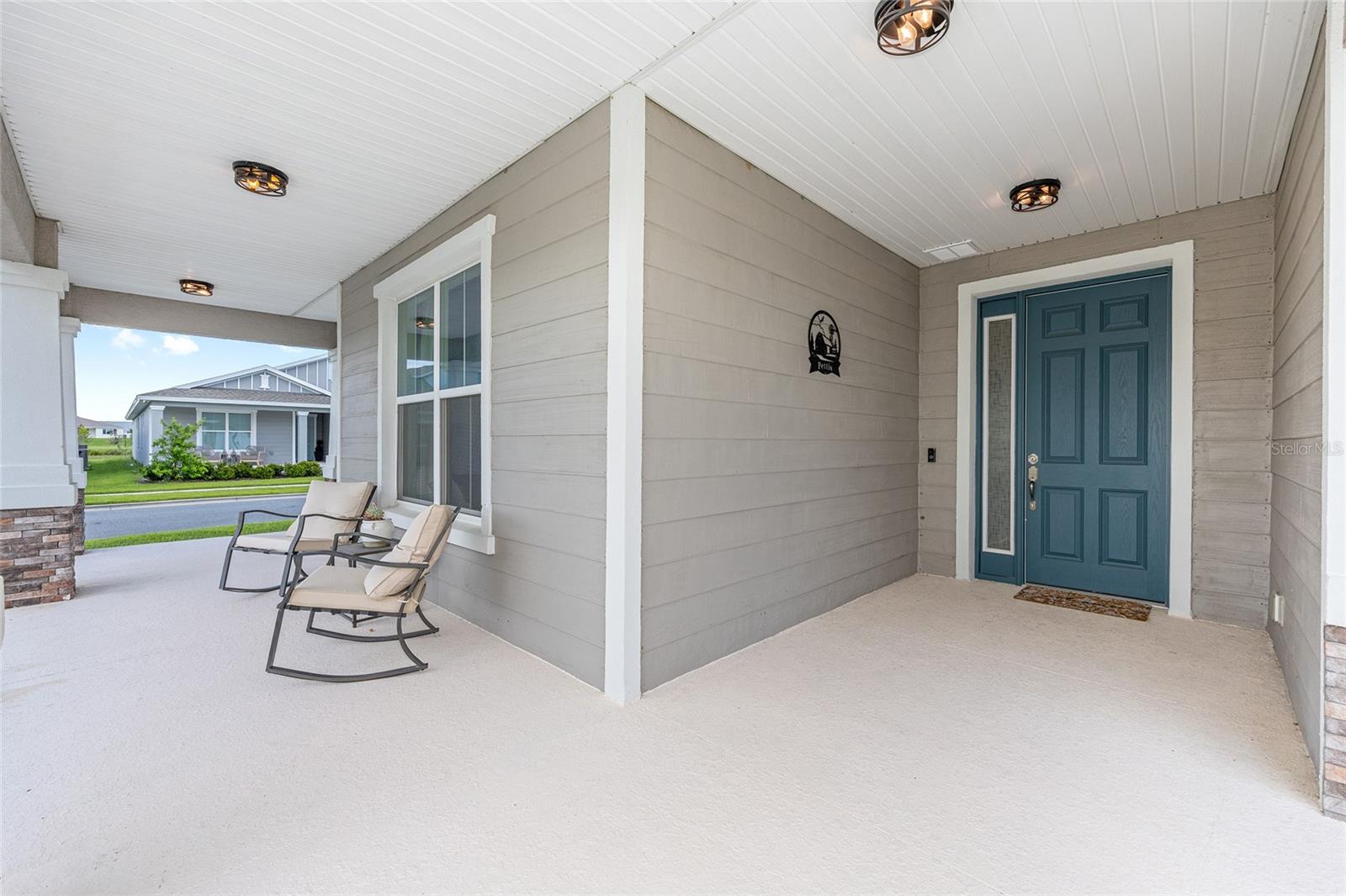 Image 11 of 82 For 6115 74th Court