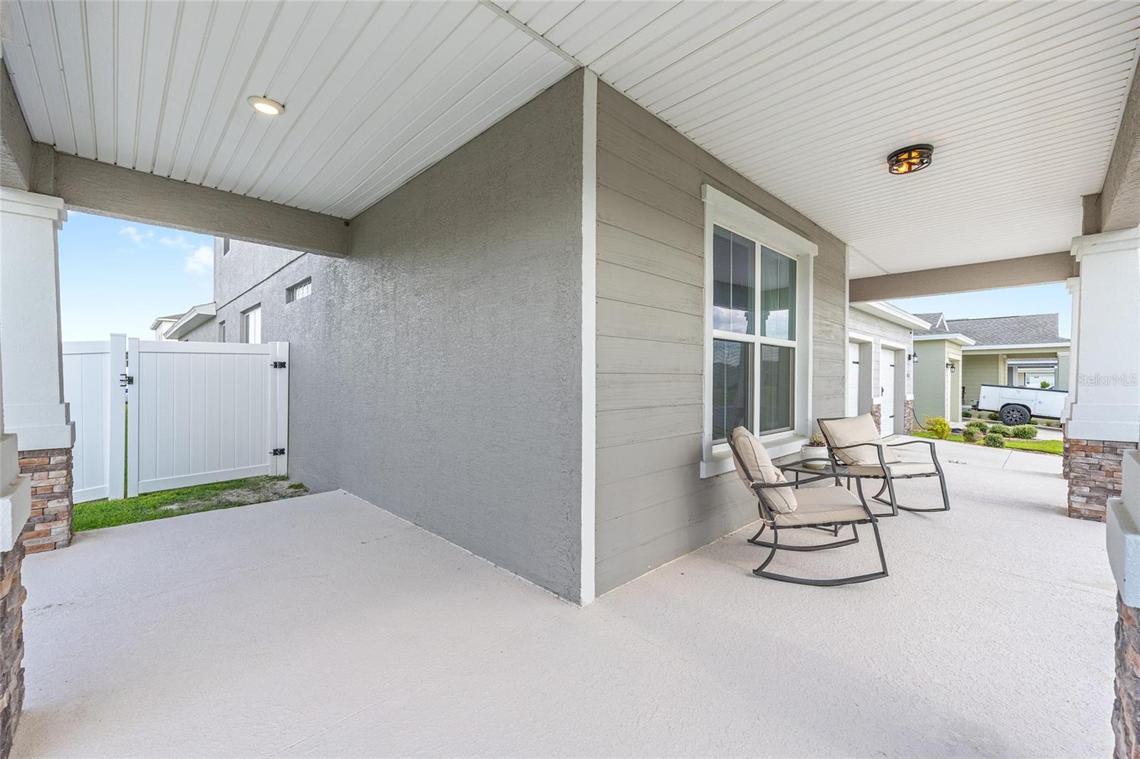 Image 12 of 82 For 6115 74th Court