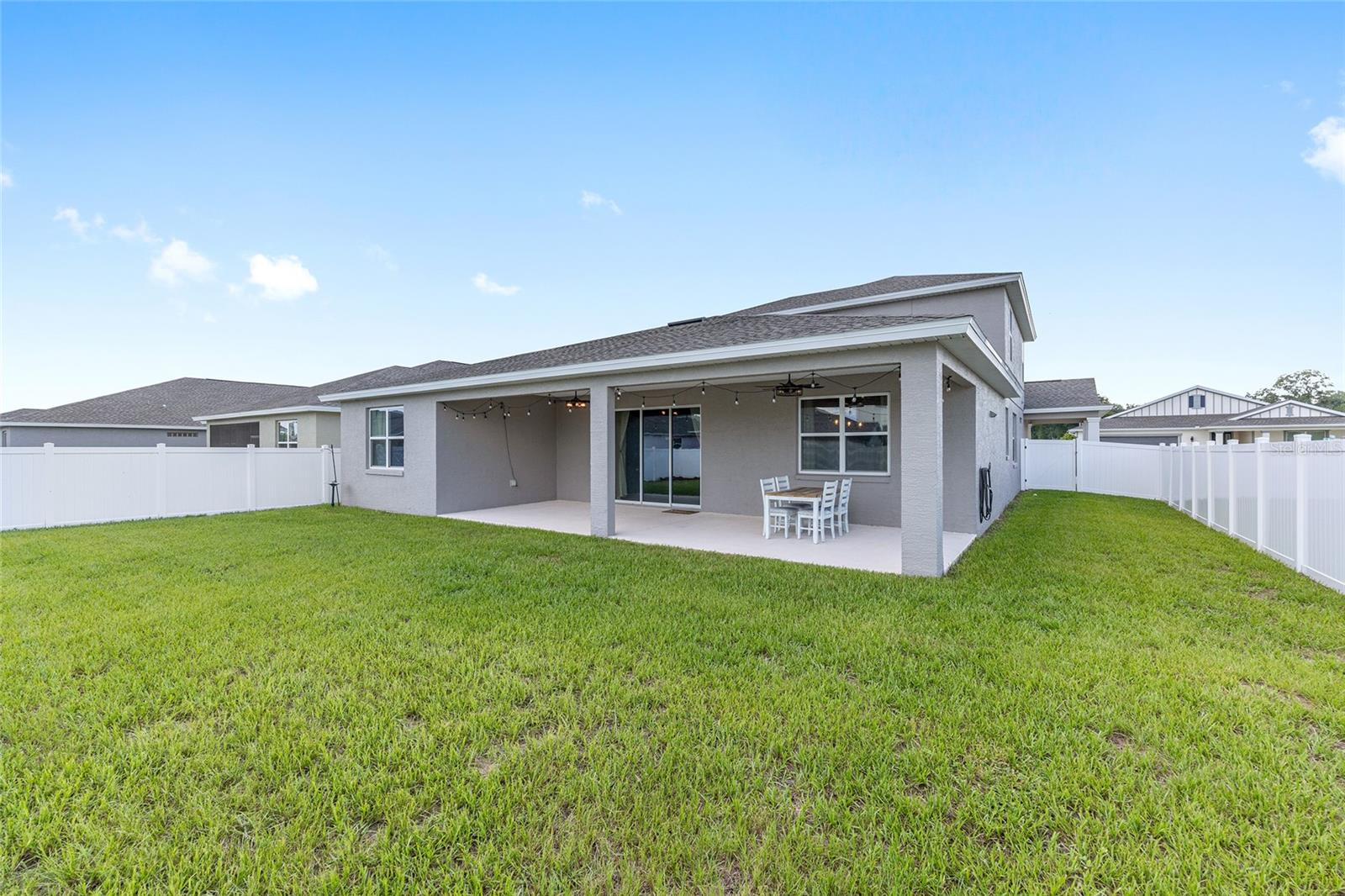 Image 14 of 82 For 6115 74th Court