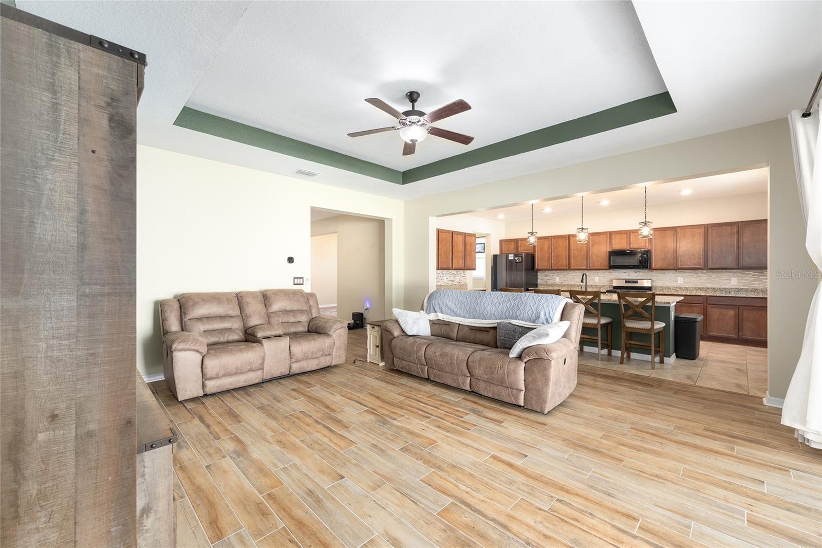 Image 30 of 82 For 6115 74th Court
