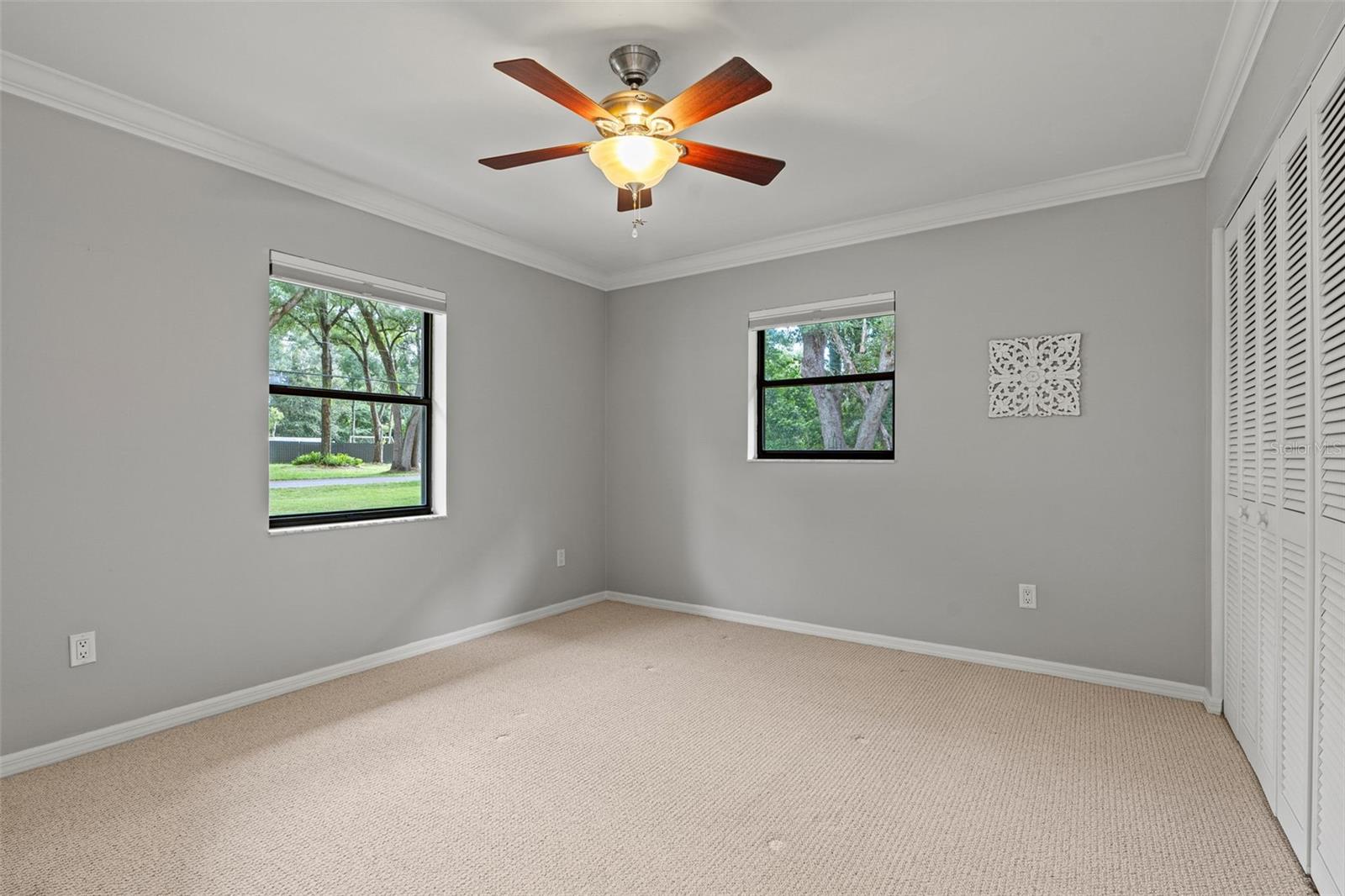 Image 24 of 53 For 8456 Henderson Trail