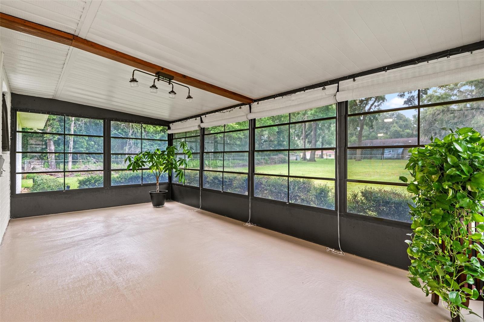 Image 33 of 53 For 8456 Henderson Trail